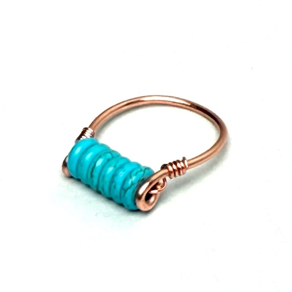 Hand Crafted Copper Wire Line Ring Turquoise Wagnerite Stone Beads NEW Size 8 - Picture 3 of 8